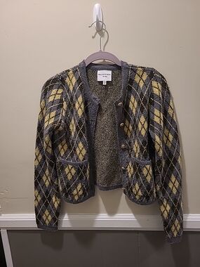 Willow & Wind Gray and Yellow Argyle Cardigan Sweater